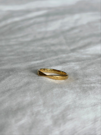 Gold Valkyrie Ribbon Ring